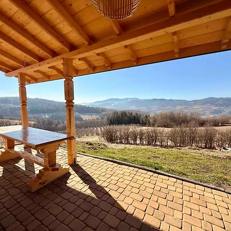Slow Mountains Lodge